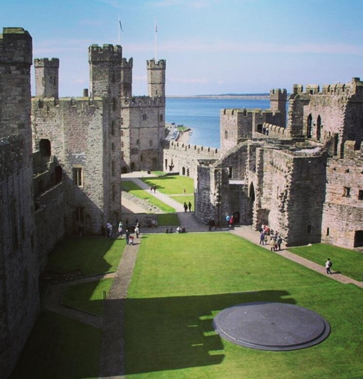Ty Glyndwr Bunkhouse, Bar And Cafe Pansiyon Caernarfon Dış mekan fotoğraf